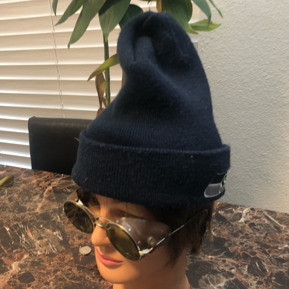 NFL Team Apparel Seattle Seahawks BLUE kNITTING Beanie Winter Hats Size One